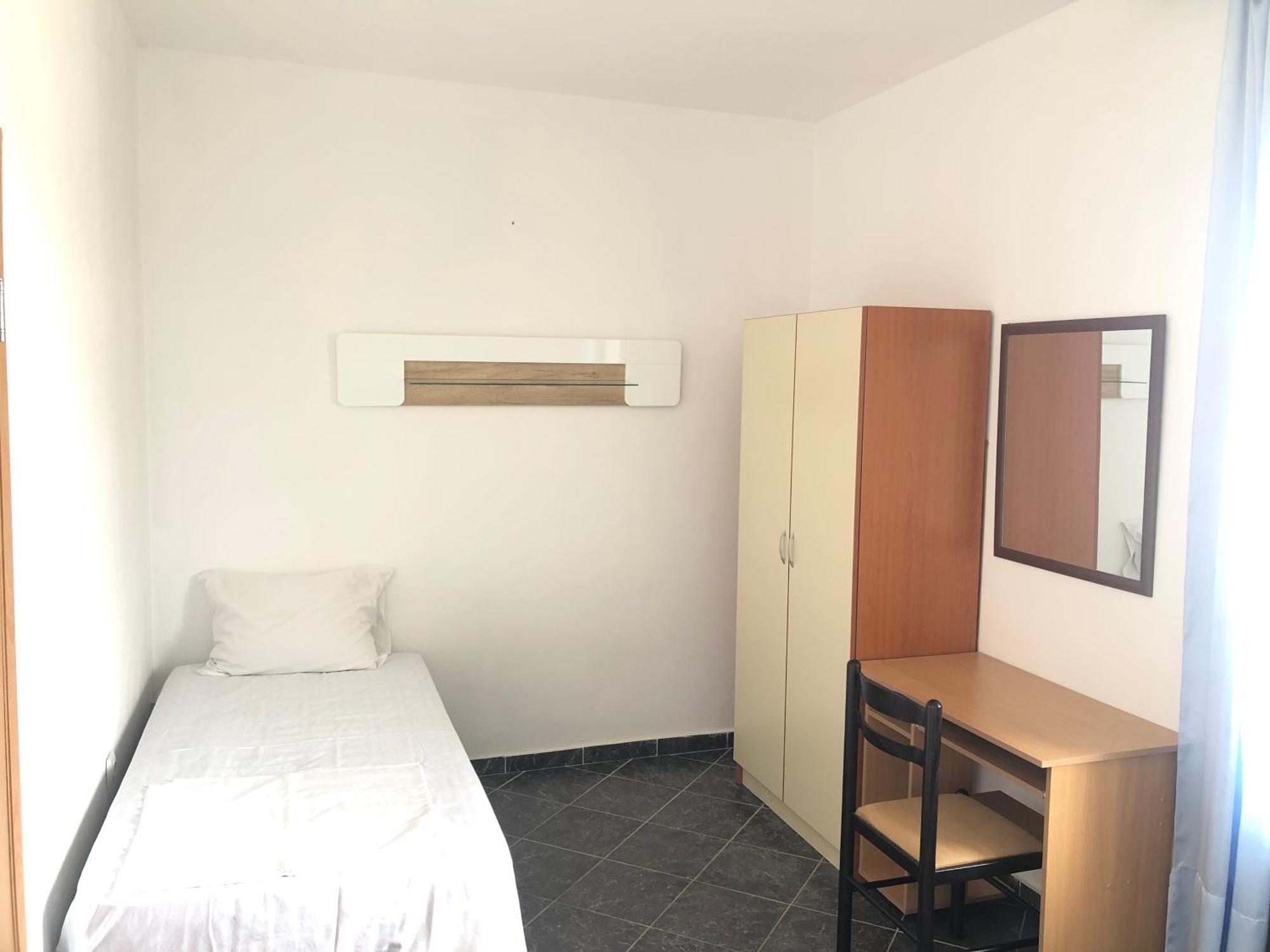 Apartments Radosevic ウルツィニ 部屋 写真